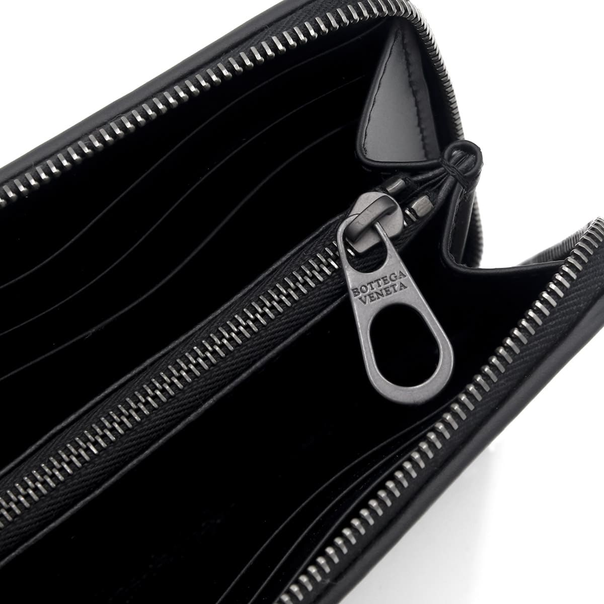 正規品美品✨BOTTEGA VENETA　ボッテガヴェネタ　財布黒ブラック829 BOTTEGA VENETA（ボッテガ・ヴェネタ） 【名入れ刺繍対応】 財布