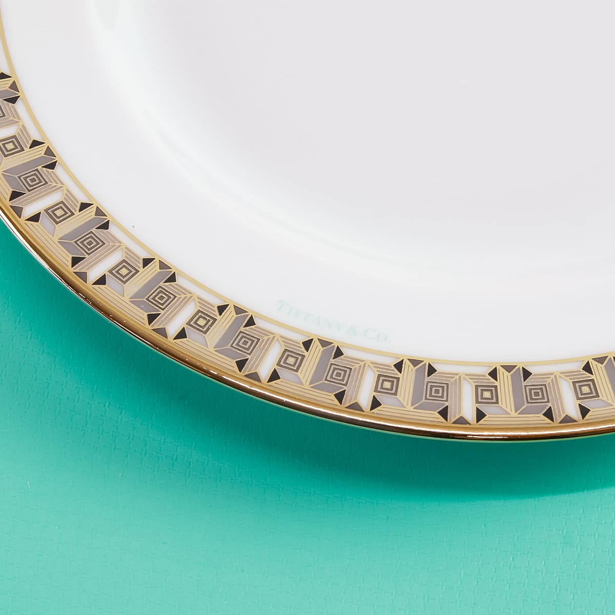 ティファニー 食器 結婚祝い TIFFANY＆Co プレート 皿 T トゥルー