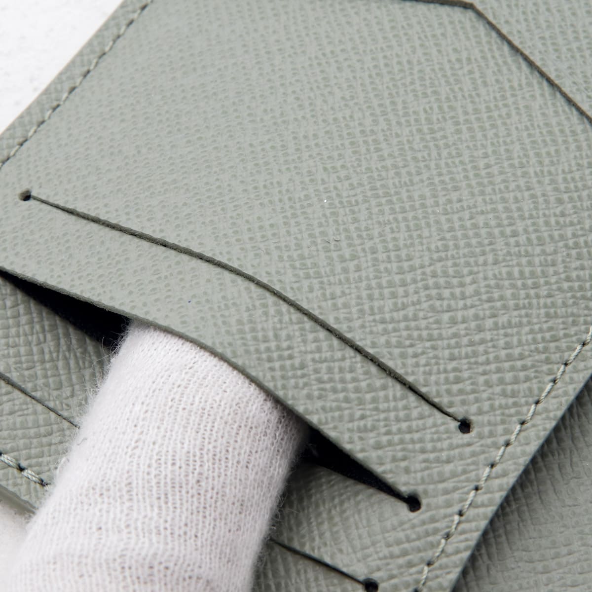 ルイヴィトン LOUIS VUITTON 名刺入れ カードケース 薄型