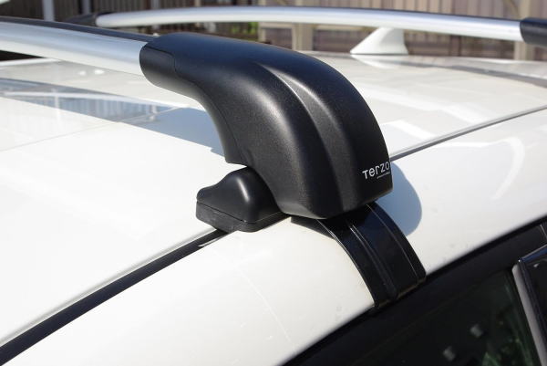 パーツ TERZO EF101A 楽天市場】PIAA TERZO エアロバー ボルトオンタイプ フット
