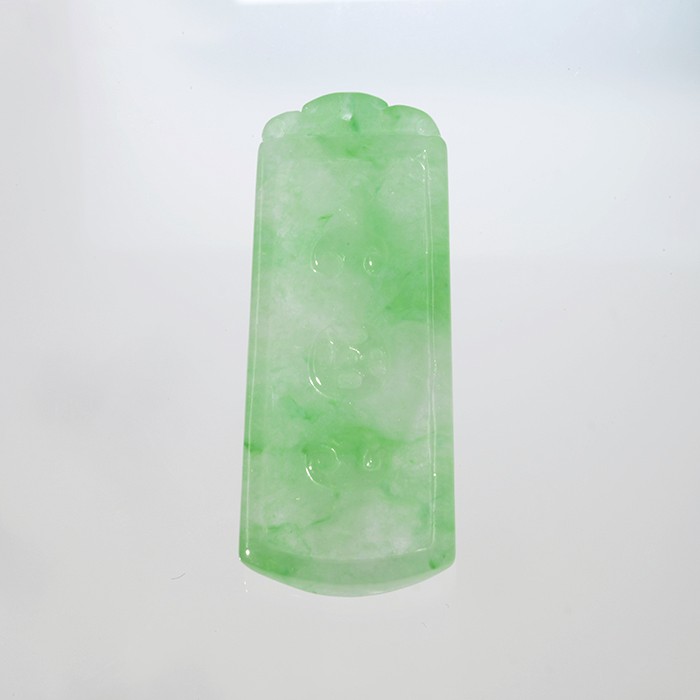 翡翠 トップ