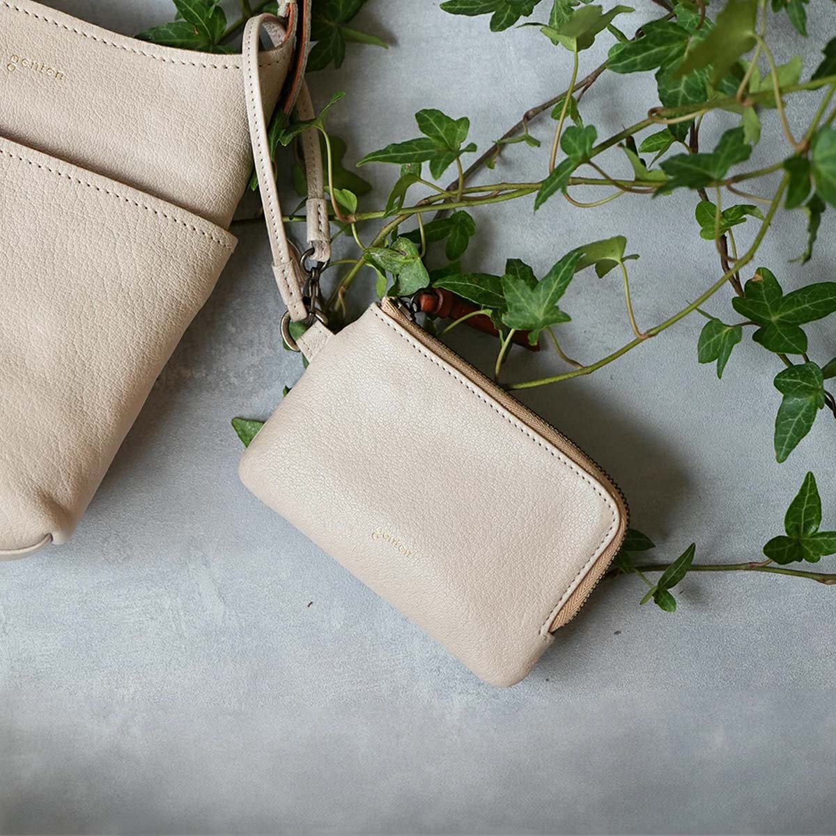 genten（ゲンテン） genten 43690 タスカ キーポーチ 本革 キーケース