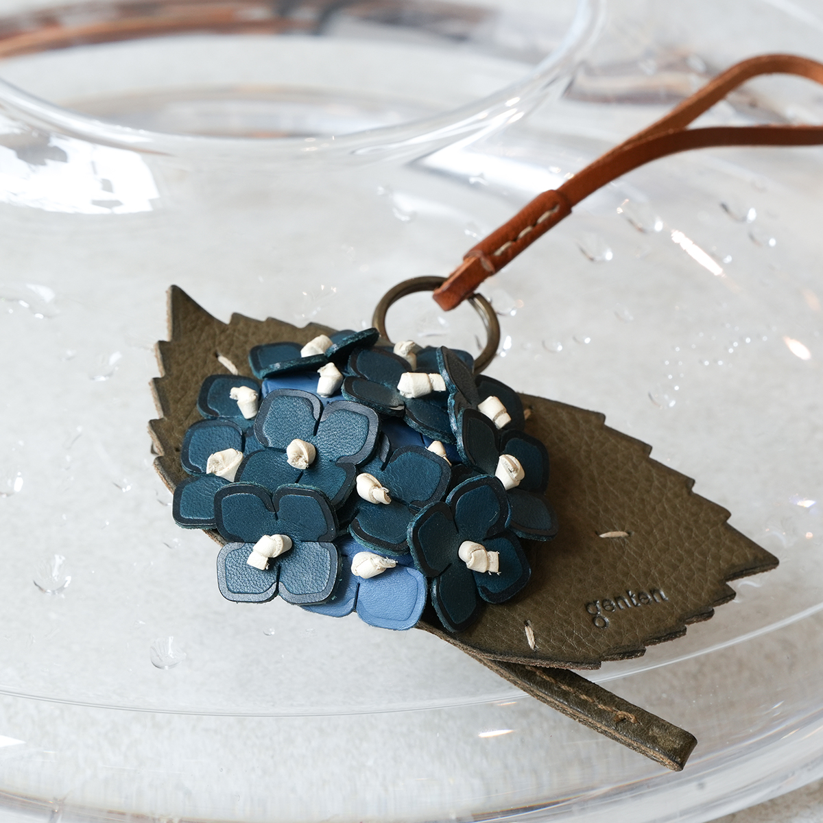 genten（ゲンテン） genten 43895 エヴァーチャーム あじさい 本革 本