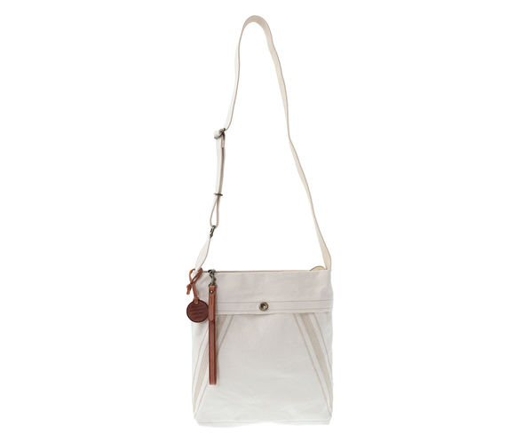 ゲンテン　帆布サコッシュ美品 genten（ゲンテン） genten 49506 ミルキャンバス B5ショルダー 帆布