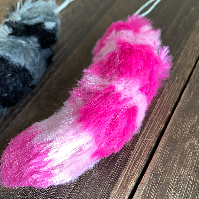 しましましっぽ出品 ふわふわ モコモコ しましま しっぽ ストラップ : ジェントルブリーズ