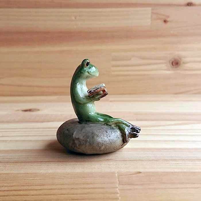 蛙 カエル かえる 置物 インテリア お店 庭 入口 かわいい おしゃれ 石