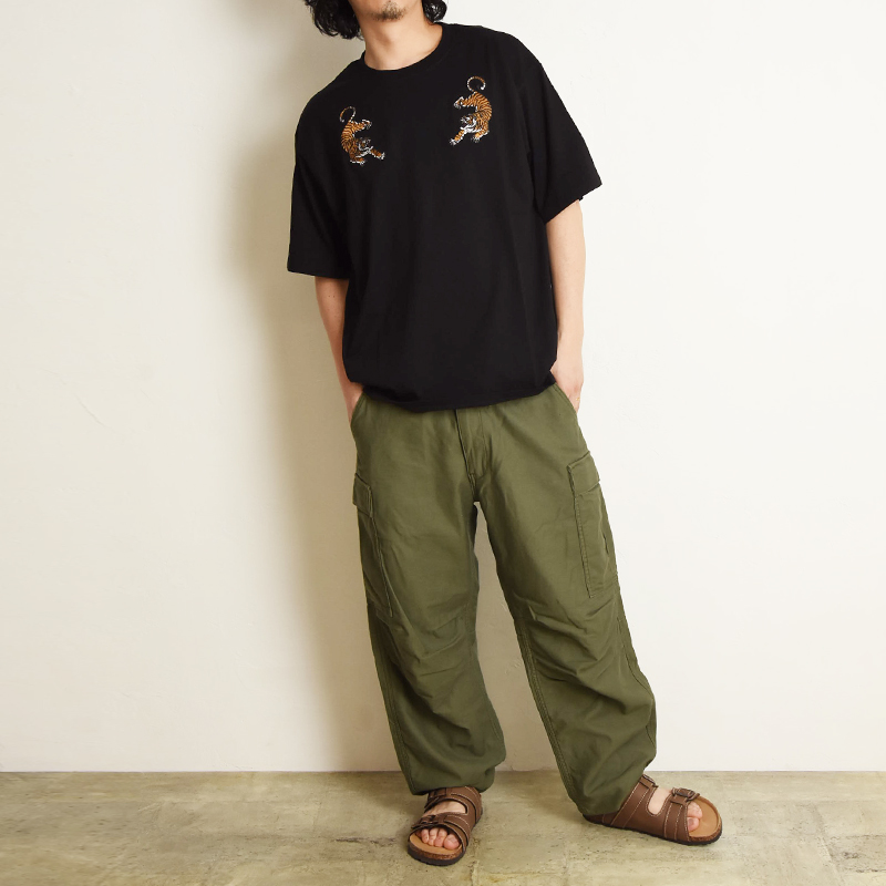 アテレーン ATELANE トラ刺繍Tシャツ 半袖 クルーネック Tシャツ