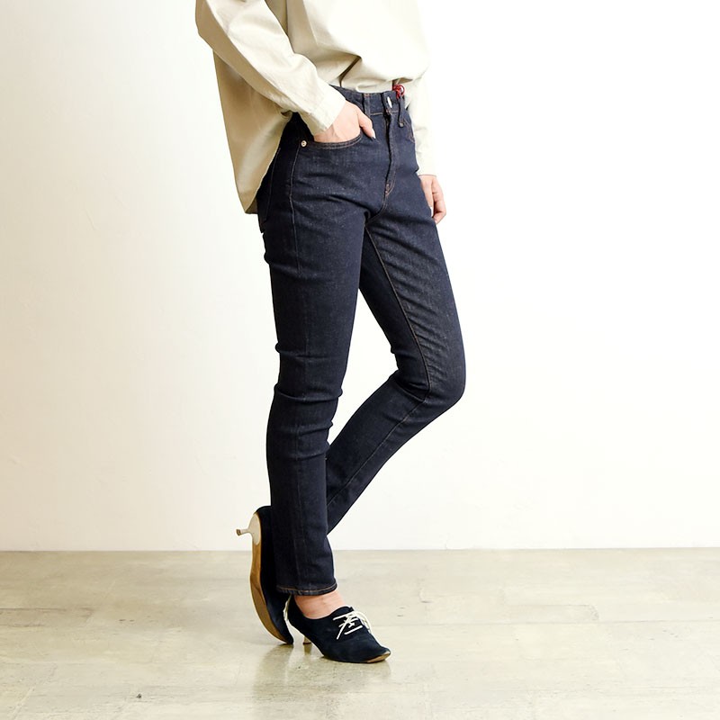 Anniversary Highrise Slim テーパードパンツ 新品】Anniversary Highrise Slim テーパードパンツ - メルカリ