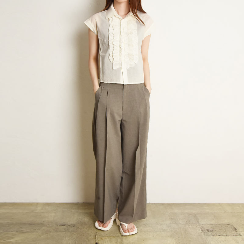 anuke（アンヌーク） スリーブレス フリルブラウス ノースリーブ 半袖