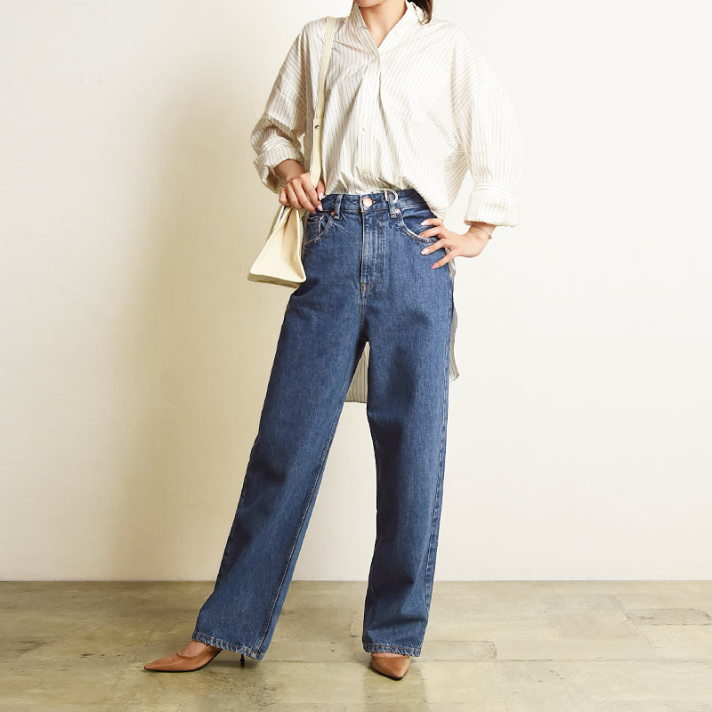 【美品】REDCARD TOKYO ダコタ ストレートデニムパンツ 24 RED CARD TOKYO 裾上げ無料 セール5%OFF レッドカード ダコタ