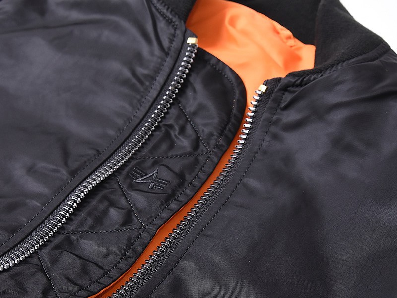 Alpha Industries（アルファ・インダストリーズ） リバーシブル MA-1