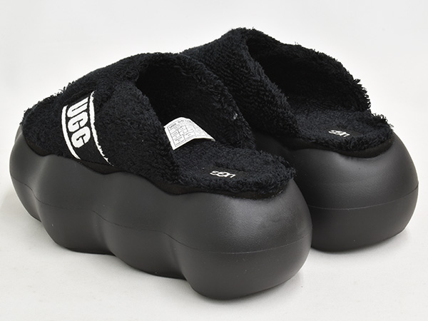 UGG SUGARCLOUD SLIDE 【アグ シュガークラウド スライド】 【厚底 サンダル バブル ソール】 BLACK