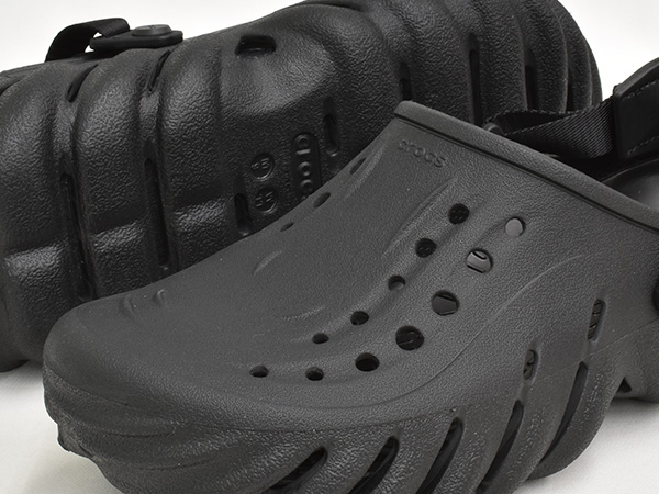 ★送料・関税込★CROCS★CROCS ECHO CLOG BLACK★サンダル クロックス crocs Echo Clog （Black） -ファッション通販