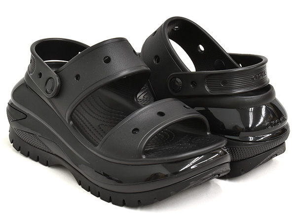 crocs CLASSIC MEGA CRUSH SANDAL BLACK 新生活 - シューズ