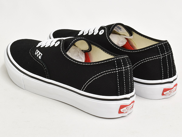 Vans authentic black outlet and white skate shoes