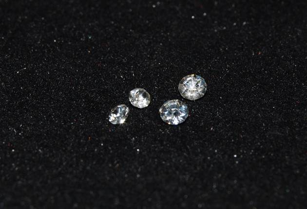 ライセンスフレーム