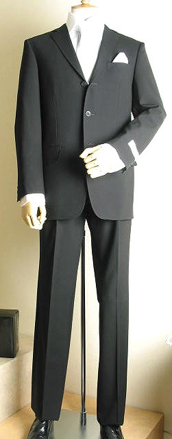 三釦スーツ