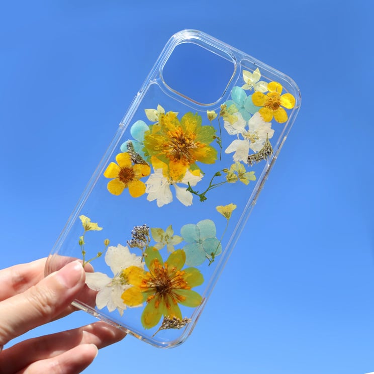 ハンドメイド押し花スマホケース　黄花コスモス テキスタリアン イエローコスモス 押し花 iPhoneケース iPhone