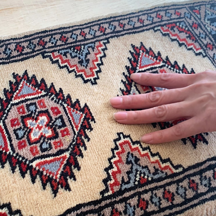 ヴィンテージ トライバル ラグ 92cm×30cm ベージュ×レッド 赤