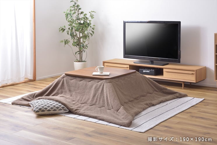 ぬいぐるみみたいなフカフカのボアが暖かい長方形のこたつ布団 190×230
