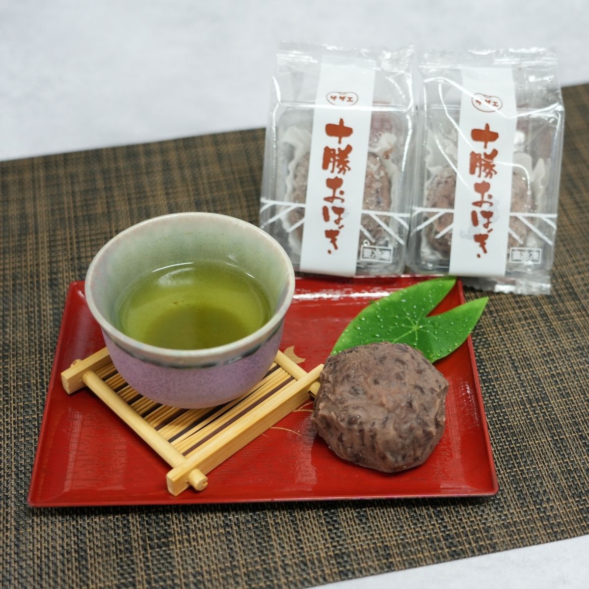 サザエ食品 十勝おはぎ12個セット (6月1日より順次出荷予定) (承り期間：7月30日まで) 