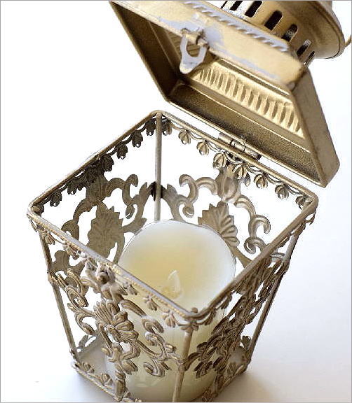 キャンドルホルダー ブリキ ランタン 花瓶 フラワーベース 花器 ライト Amazon.co.jp: ブリキ キャンドルホルダー/ランタン フラワー
