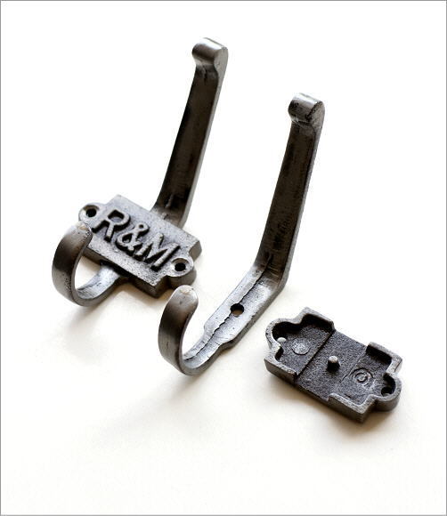 フック 壁 壁掛け ウォールフック アイアン おしゃれ 2個セット ロゴ