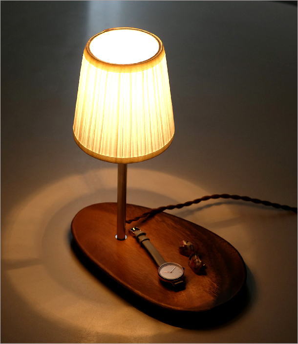 テーブルライト おしゃれ テーブルランプ プレート付き コンパクト