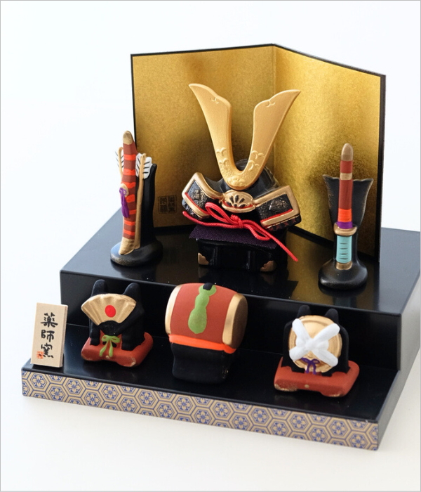 錦彩 段飾り出世兜(1)