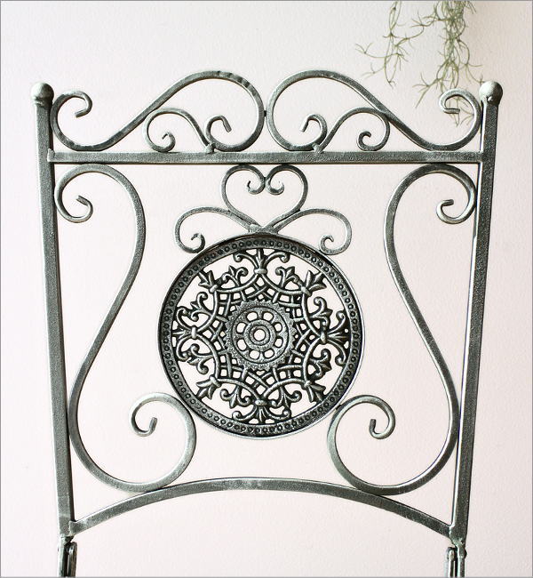 ヴィンテージ　折りたたみアイアンチェア　ガーデンチェア　雰囲気○ 1〜3脚あり ガーデンチェア アイアン おしゃれ 折りたたみ 屋外 一人掛け 椅子