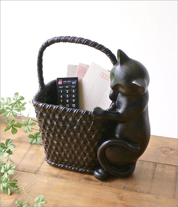 蔓のカゴ　籠 篭 バスケット プランター 照明 猫ちぐら オブジェ レトロ 鉢 プランター 猫 鉢カバー かご バスケット 編み籠 デザイン ネコ