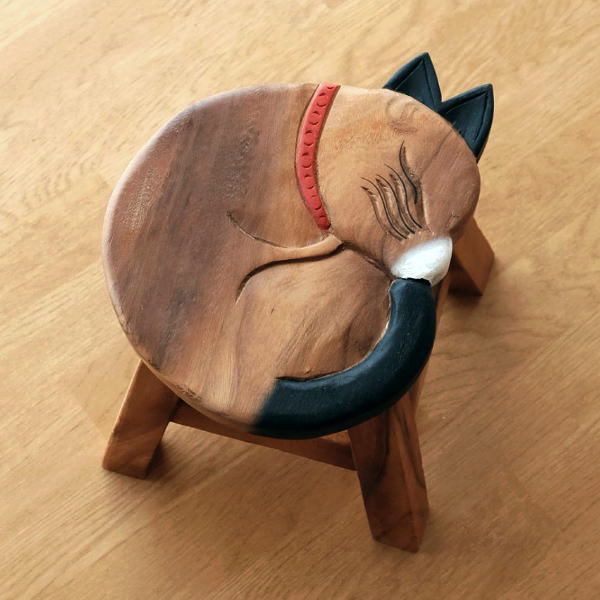子供椅子 まる丸ネコさん