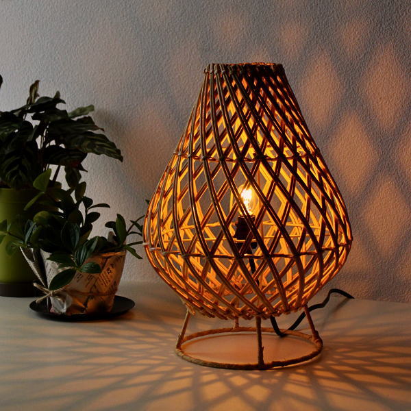 ラタン スタンドランプ フィグ