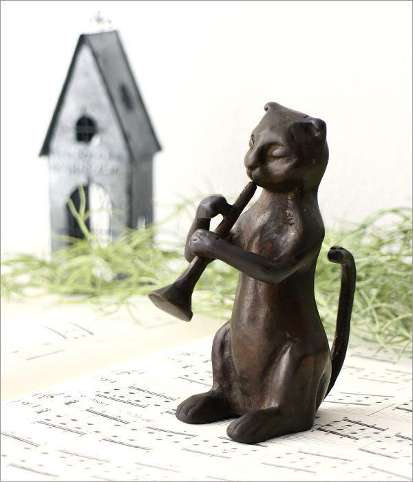 猫 置物 置き物 オブジェ トランペット 猫雑貨 真鍮 ブロンズ仕上げ