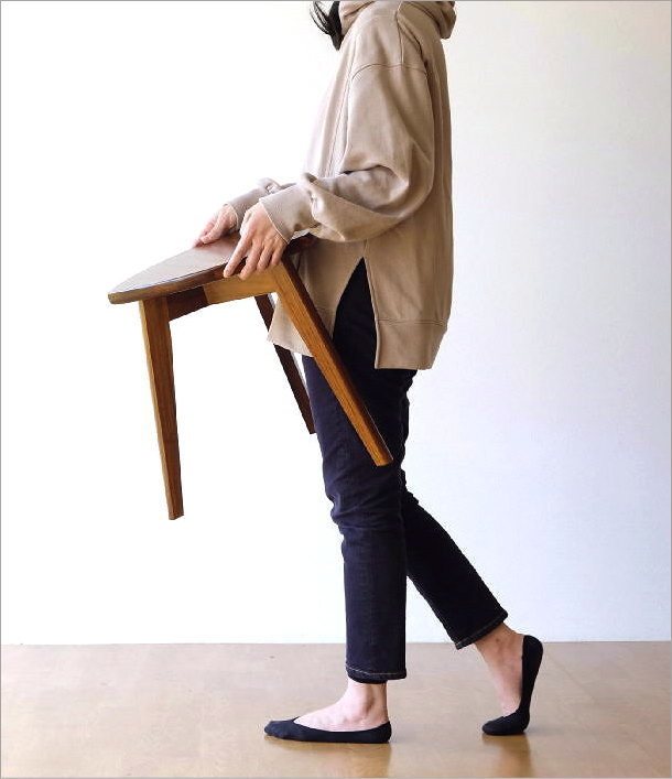 未使用 スツール テーブル 三角形 チーク材 無垢材 椅子 花台 おしゃれ 未使用 スツール テーブル 三角形 チーク材 無垢材 椅子 花台