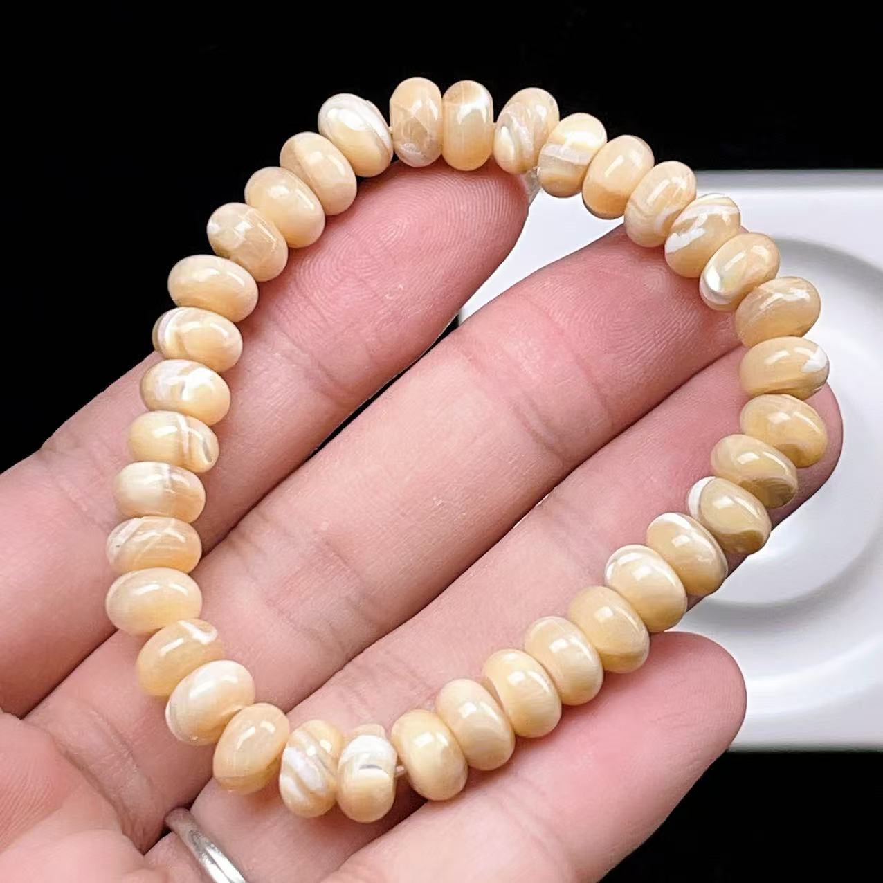 Yahoo! Yahoo!ショッピング(ヤフー ショッピング)PROME 天然石 【一点物】高品質 マザーオブパール ブレスレット クリームカラー 天然シェル 癒し系 レディース パワーストーン　v57415