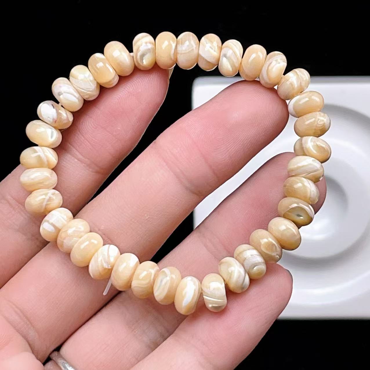Yahoo! Yahoo!ショッピング(ヤフー ショッピング)PROME 天然石 【一点物】高品質 マザーオブパール ブレスレット クリームカラー 天然シェル 癒し系 レディース パワーストーン　v57425