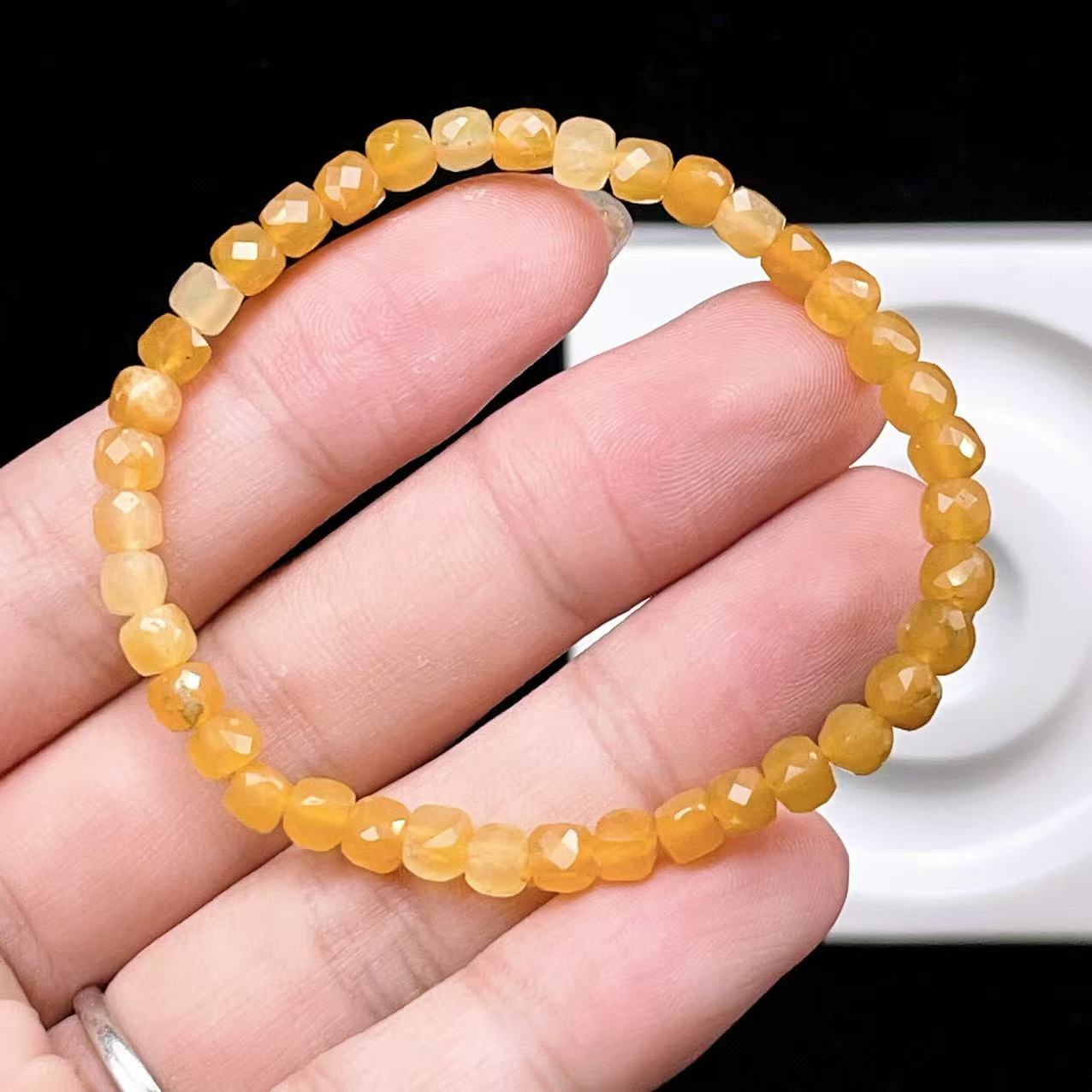 Yahoo! Yahoo!ショッピング(ヤフー ショッピング)PROME 天然石 【一点物】高品質 イエローオパール ブレスレット カット入り 明るい運気 開運 パワーストーン レディース プレゼント　v57430