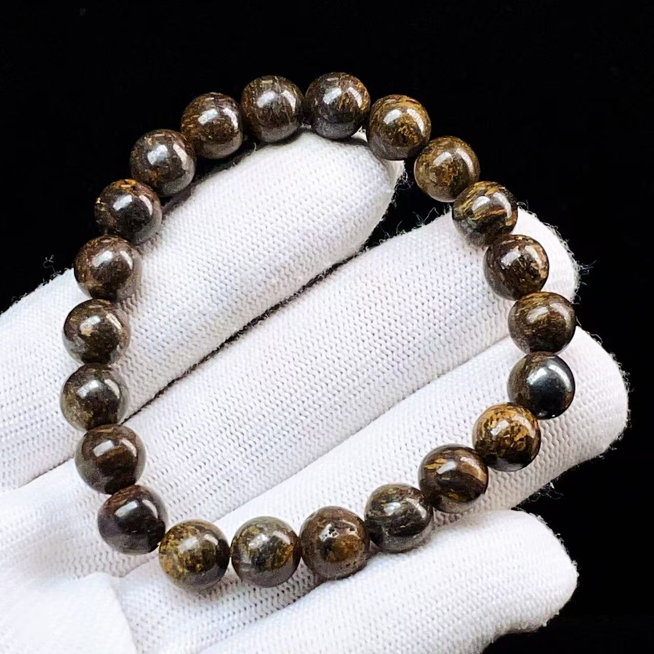 茶系 天然石 木化石 7個4.3kg（天然石 茶系色 不規則な