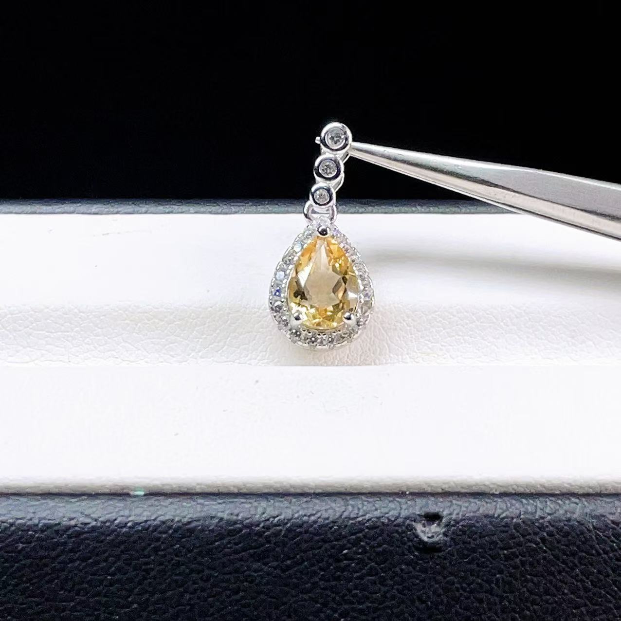 Yahoo! Yahoo!ショッピング(ヤフー ショッピング)PROME 天然石【一点物】高品質・特別仕様品・シトリン・ペンダントトップ・ブラジル産・SILVER925製・シルバー・【20x9x5mm ±2mm】・ v58402