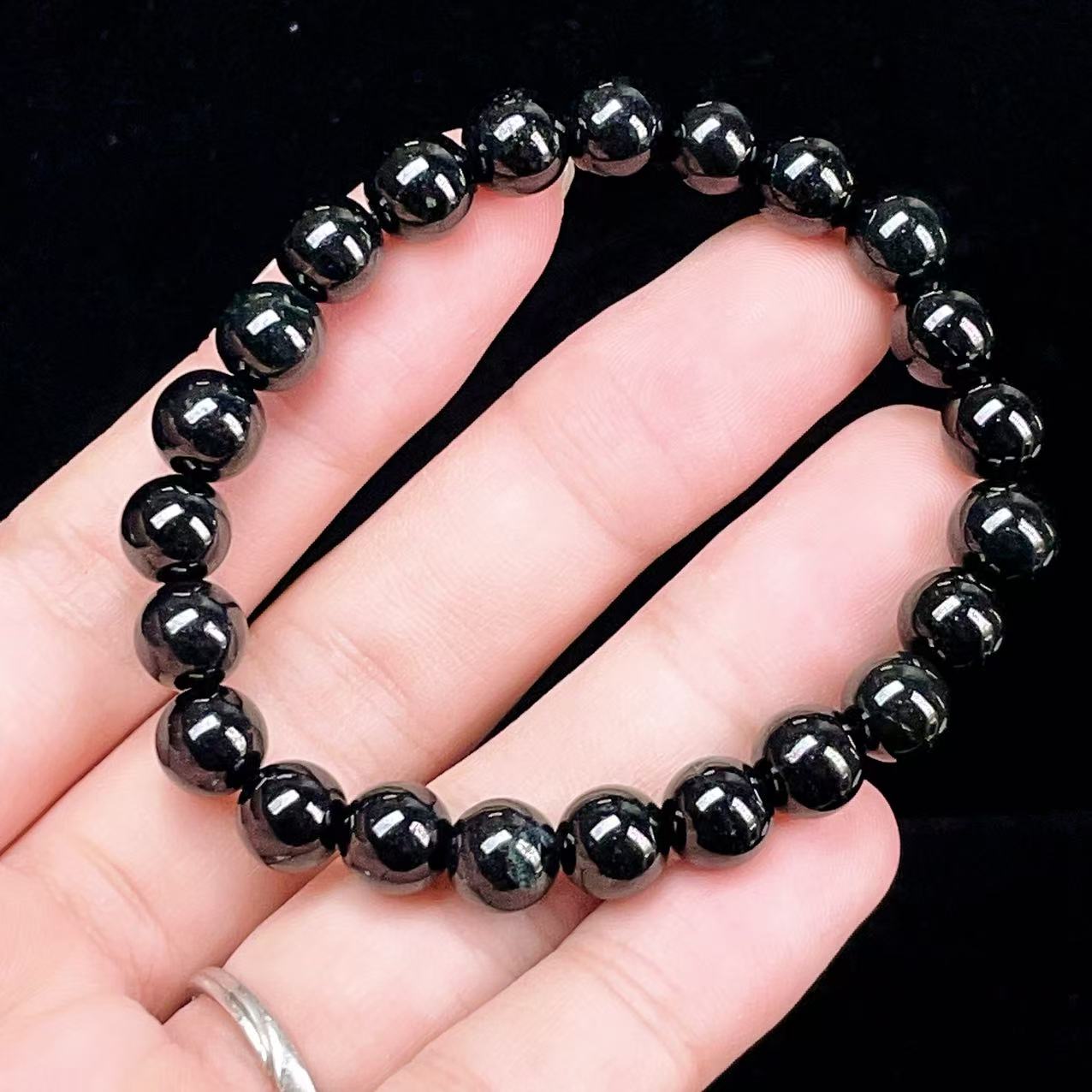 Yahoo! Yahoo!ショッピング(ヤフー ショッピング)PROME 天然石【一点物】高品質・ブラックヒスイ・黒翡翠・スターヒスイ・墨緑・微細な星状の輝き・魔除け・精神安定・ミャンマー産・ブレスレット v58513