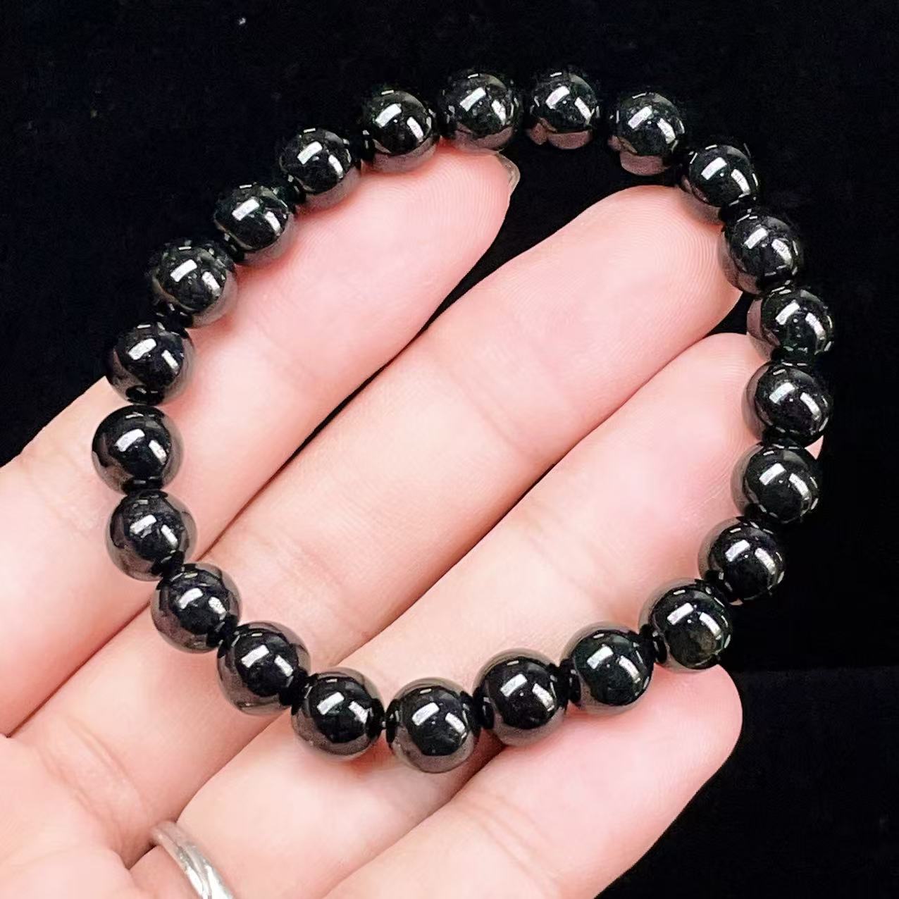 Yahoo! Yahoo!ショッピング(ヤフー ショッピング)PROME 天然石【一点物】高品質・ブラックヒスイ・黒翡翠・スターヒスイ・墨緑・微細な星状の輝き・魔除け・精神安定・ミャンマー産・ブレスレット v58514