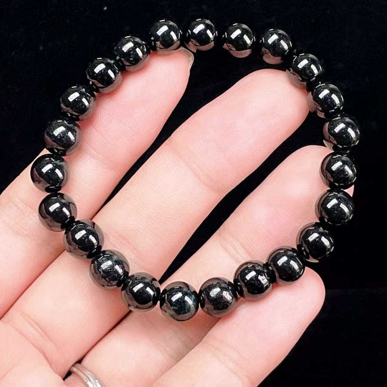 Yahoo! Yahoo!ショッピング(ヤフー ショッピング)PROME 天然石【一点物】高品質・ブラックヒスイ・黒翡翠・スターヒスイ・墨緑・微細な星状の輝き・魔除け・精神安定・ミャンマー産・ブレスレット v58518