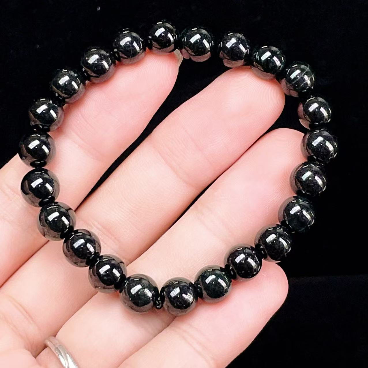 Yahoo! Yahoo!ショッピング(ヤフー ショッピング)PROME 天然石【一点物】高品質・ブラックヒスイ・黒翡翠・スターヒスイ・墨緑・微細な星状の輝き・魔除け・精神安定・ミャンマー産・ブレスレット v58529