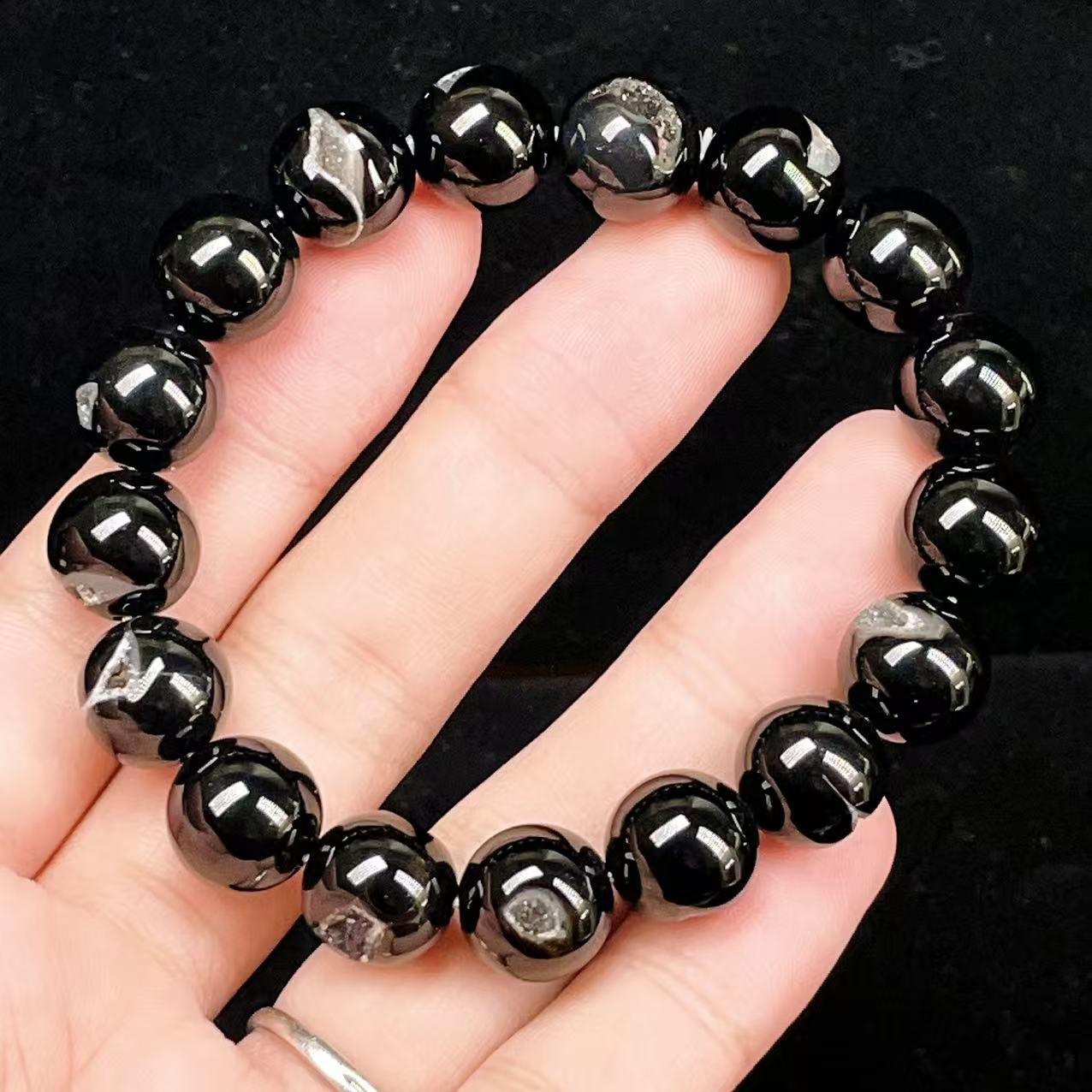 Yahoo! Yahoo!ショッピング(ヤフー ショッピング)PROME 天然石【一点物】高品質・晶洞入りブラックオニキス・ドゥルージー・ブラジル産・ブレスレット v58785