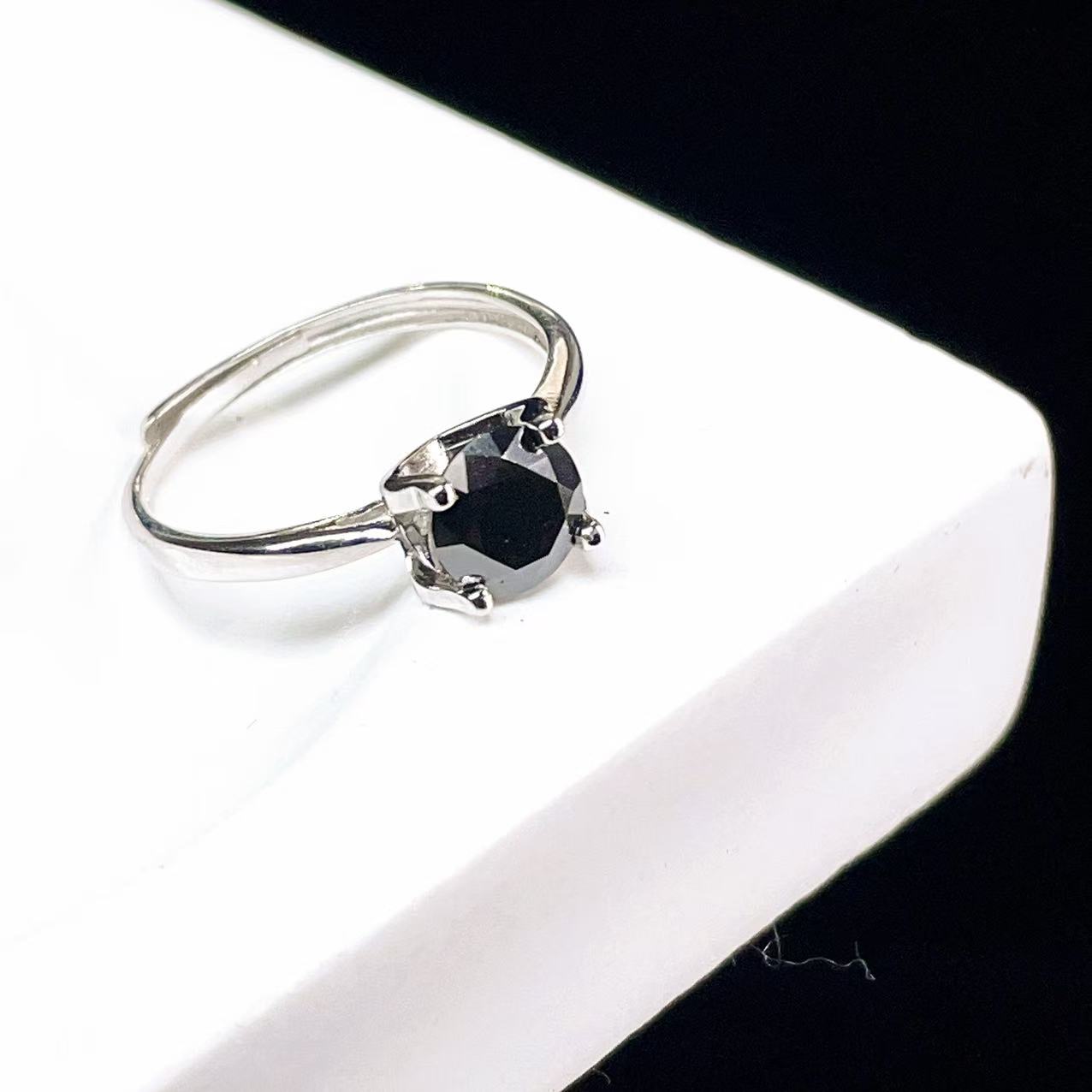 Yahoo! Yahoo!ショッピング(ヤフー ショッピング)PROME 天然石【一点物】高品質・限定・再入荷不可・ブラックモアサナイト・指輪・フリーサイズ・SILVER925製・シルバー・v59123