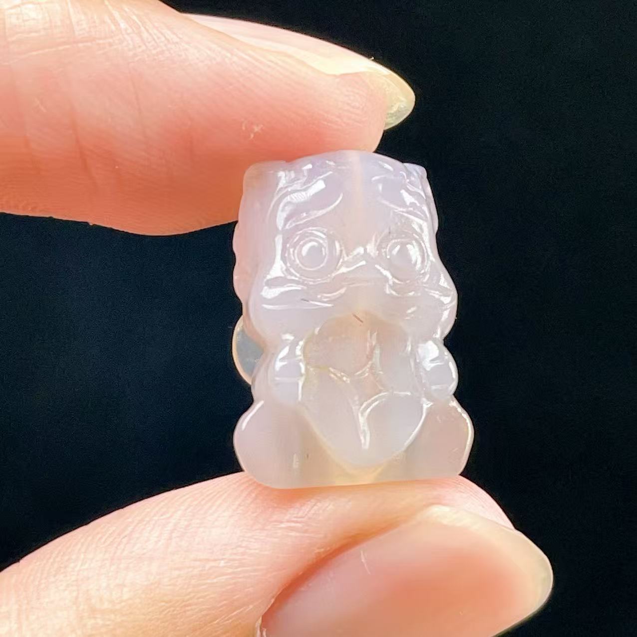 Yahoo! Yahoo!ショッピング(ヤフー ショッピング)PROME 天然石【一点物】高品質・ソルドソスアゲート・呑金獣・彫刻ビーズ・貫通穴あり・v59389