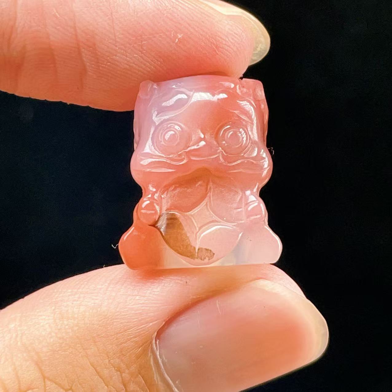 Yahoo! Yahoo!ショッピング(ヤフー ショッピング)PROME 天然石【一点物】高品質・ソルドソスアゲート・呑金獣・彫刻ビーズ・貫通穴あり・v59391