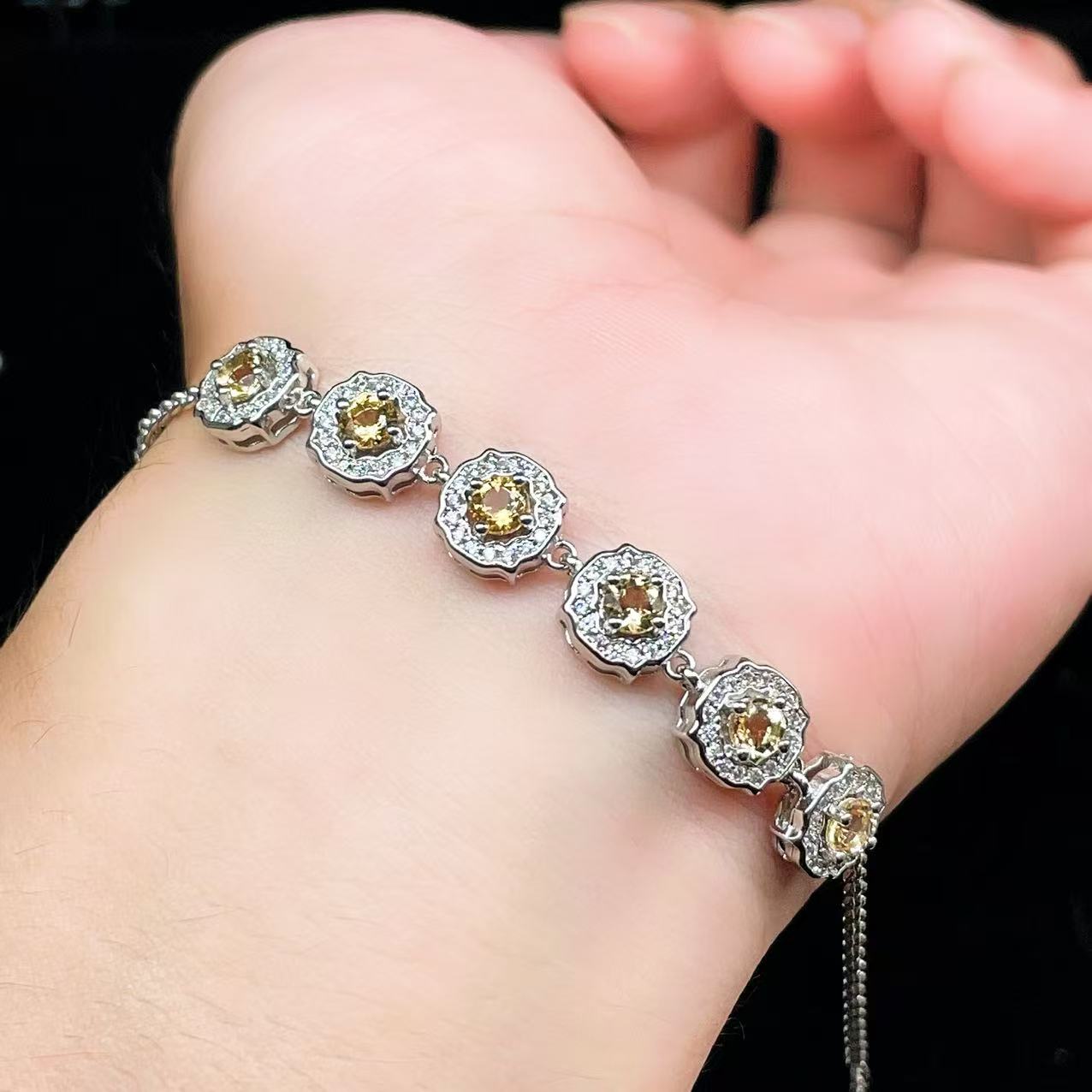 Yahoo! Yahoo!ショッピング(ヤフー ショッピング)PROME 天然石 特別仕様品・一点物・シトリン・白銅・フリーサイズ・「ブレスレット兼アンクレット 2WAYデザイン」v61125