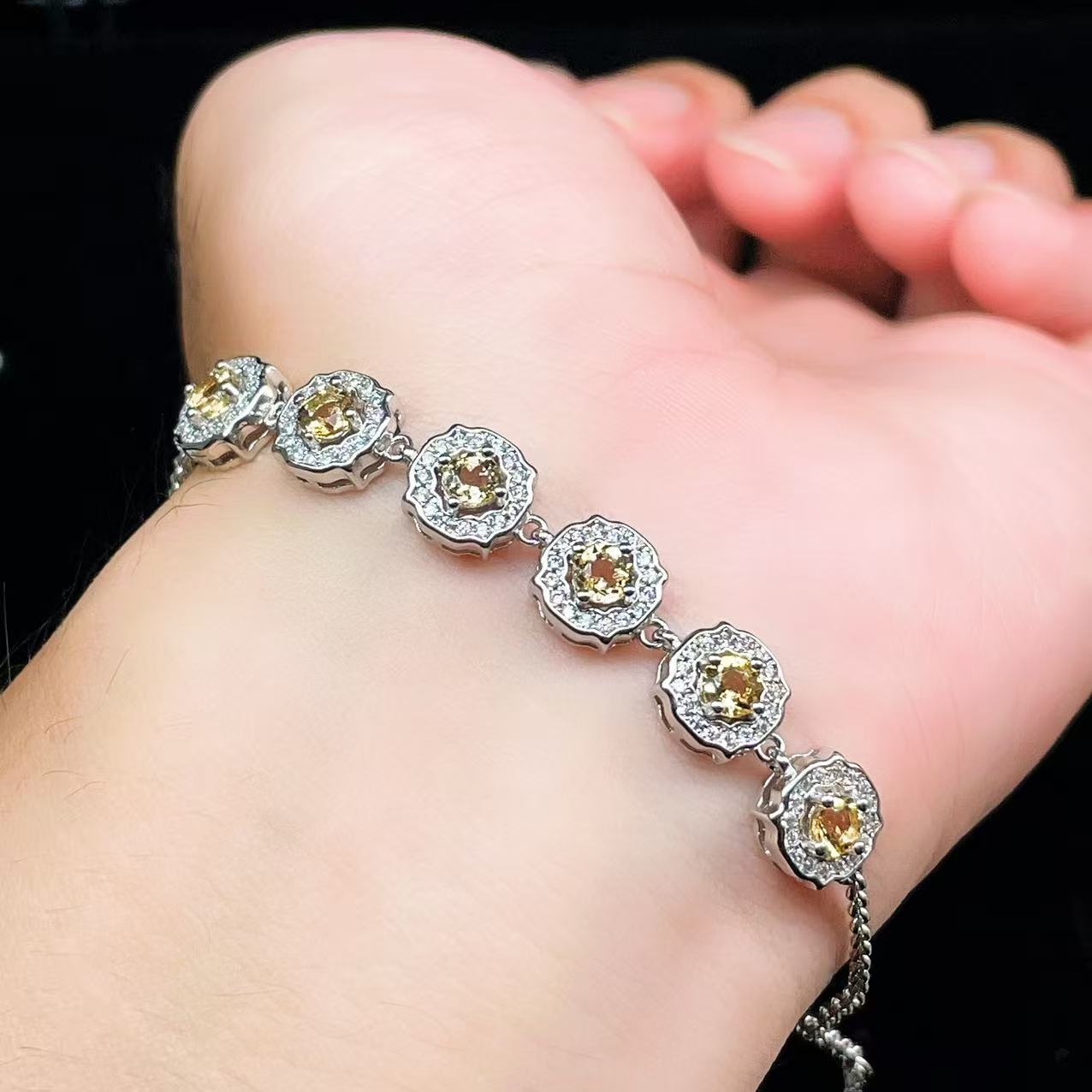 Yahoo! Yahoo!ショッピング(ヤフー ショッピング)PROME 天然石 特別仕様品・一点物・シトリン・白銅・フリーサイズ・「ブレスレット兼アンクレット 2WAYデザイン」v61126